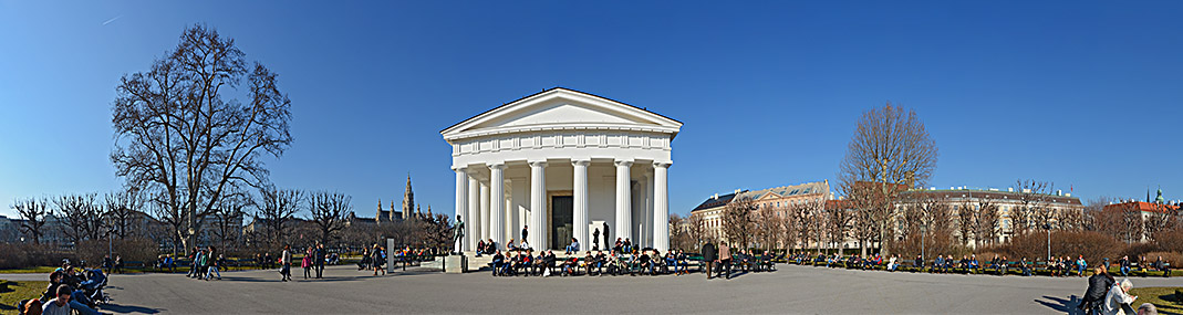 Volksgarten, Theseustempel