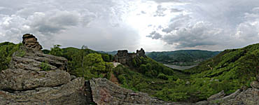 Aggstein - click to enlarge (177kB)