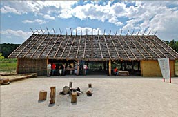 Heldenberg, stone age village